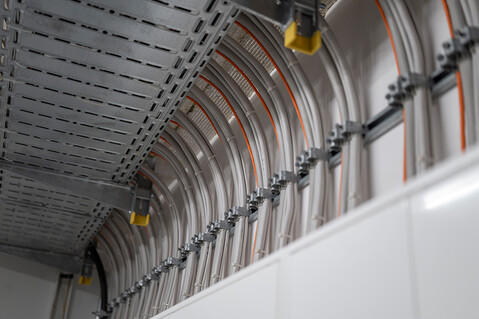 Kabel & Elektroinstallation